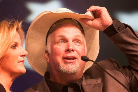 Why is Garth Brooks Not on Apple Music, and What Does It Reflect about the Music Industry?